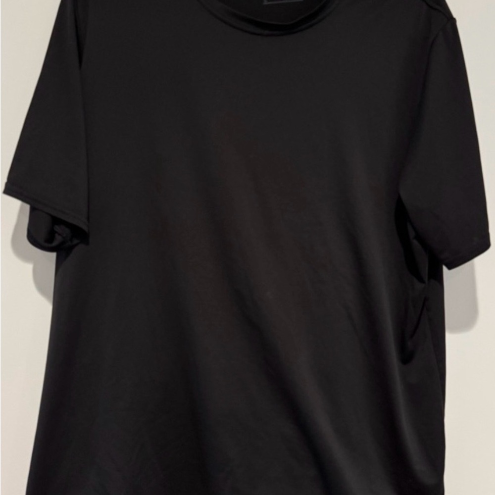 Patagonia Men's Black Short Sleeve Tee